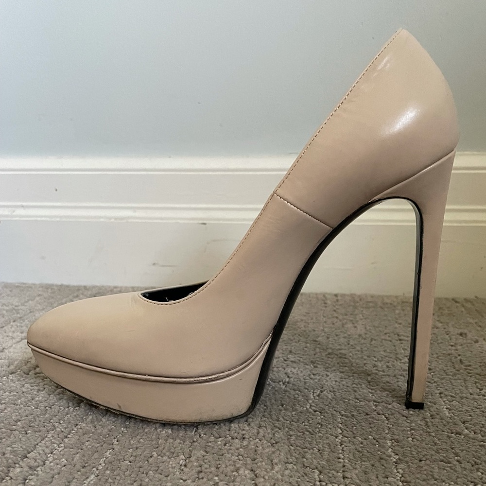 Saint Laurent Janis Heels Beige 38